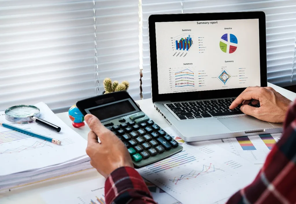 Professional accounting about us image